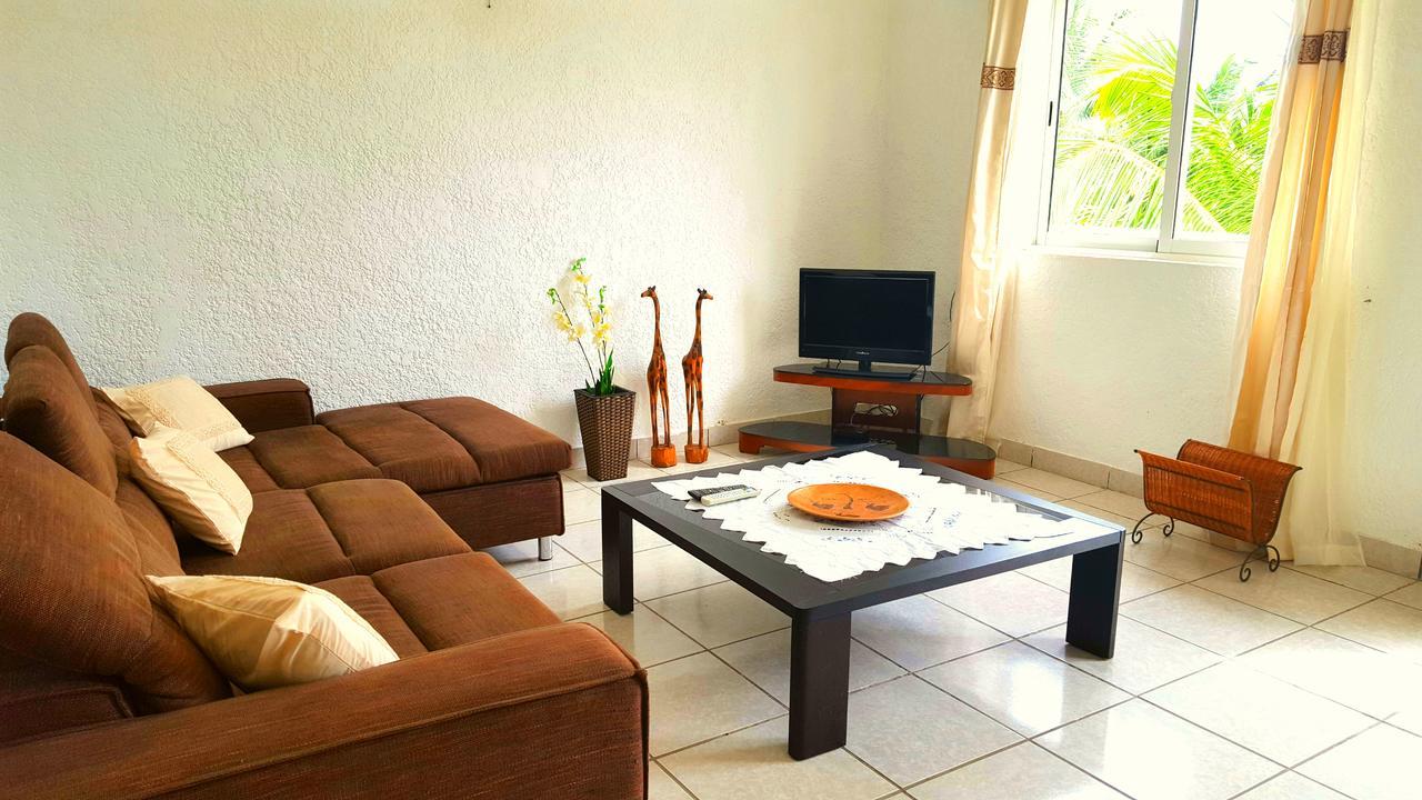 Residence Le Dattier, 2 Bedrooms Apartment, Flic-en-Flacq Eksteriør bilde